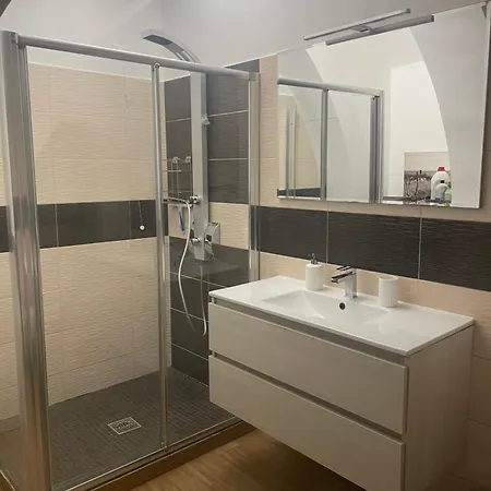 Elle's House Apartman