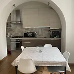 Elle's House *