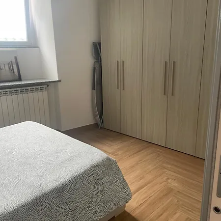 Elle's House Apartment