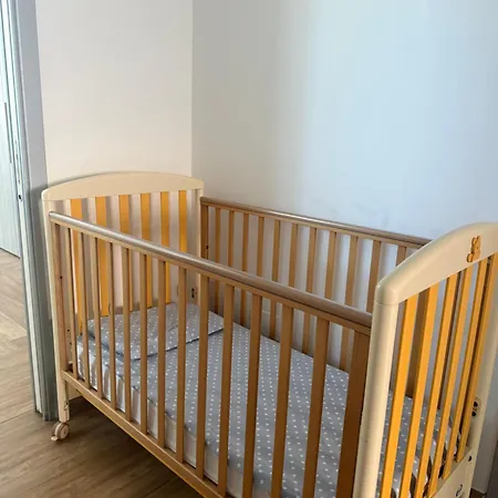 Elle's House Apartamento Savona